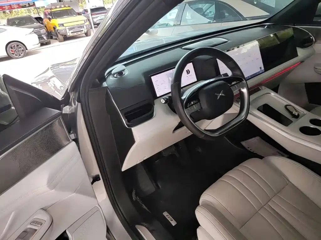 XPeng G9 — миниатюра 16