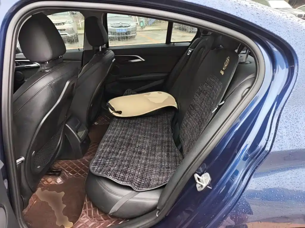 BMW 1 Series — миниатюра 17