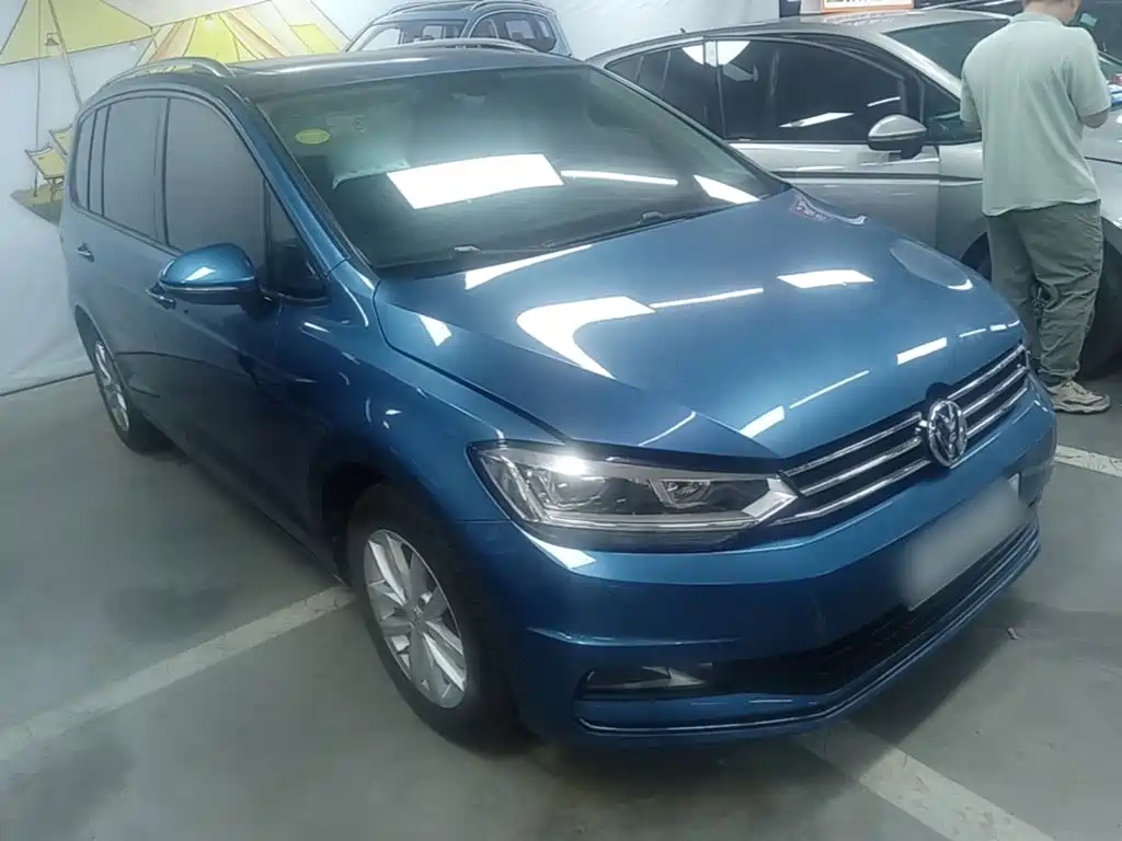 Volkswagen Touran — миниатюра 4