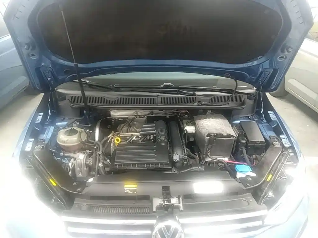 Volkswagen Touran — миниатюра 20