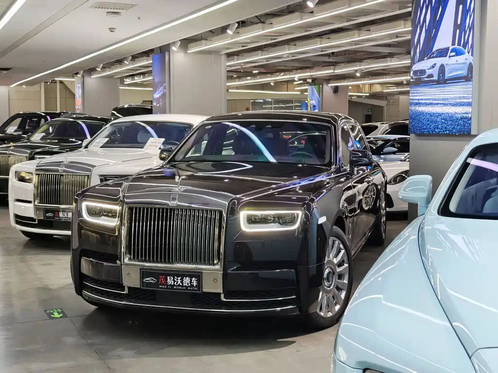 Купить Rolls-Royce Phantom