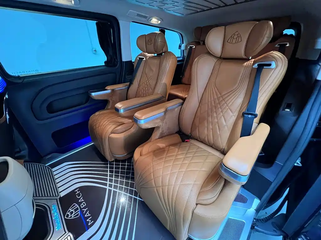 Mercedes-Benz Vito — миниатюра 13