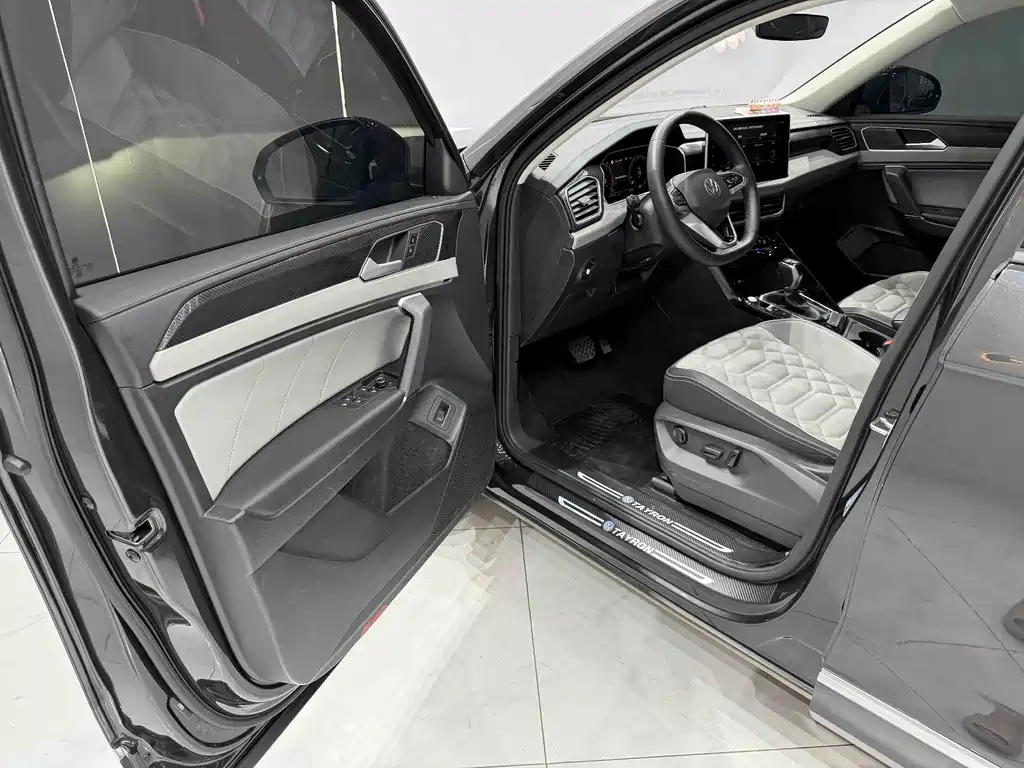 Volkswagen Tayron 2023 280TSI Luxury Plus