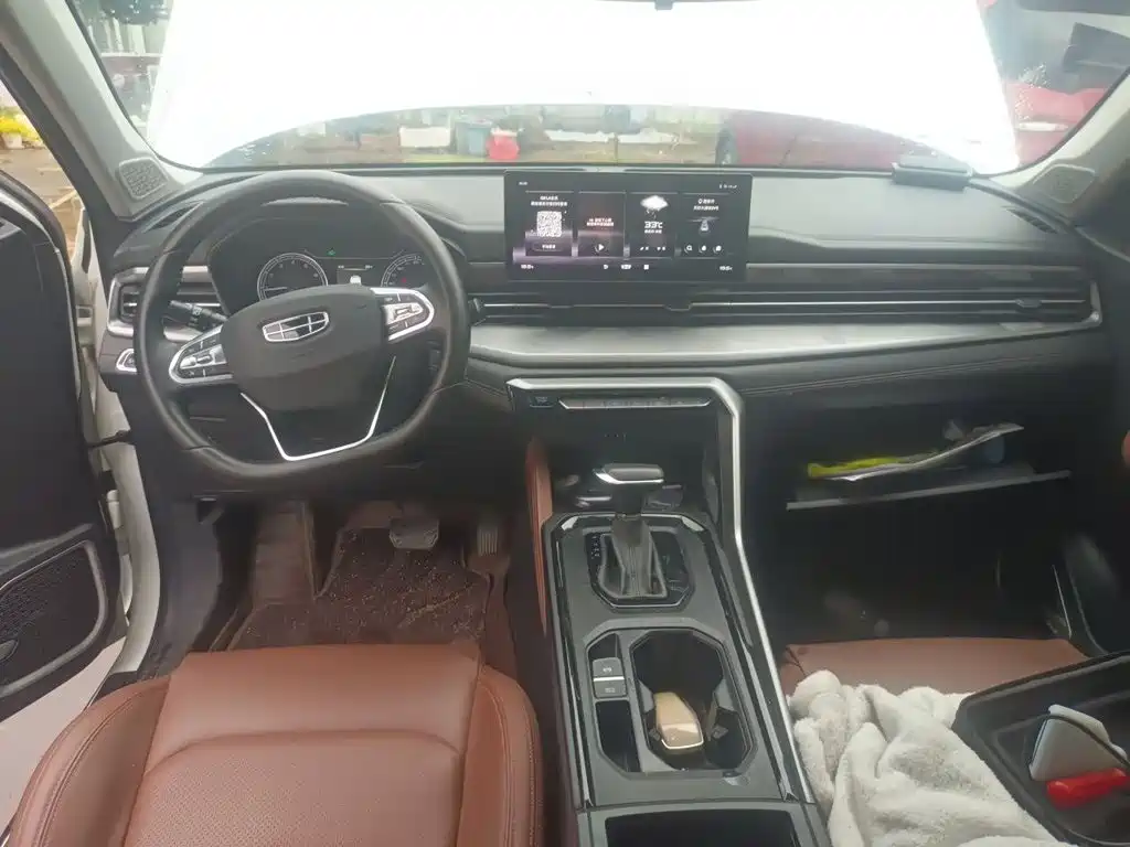 Geely Vision X6 — миниатюра 13