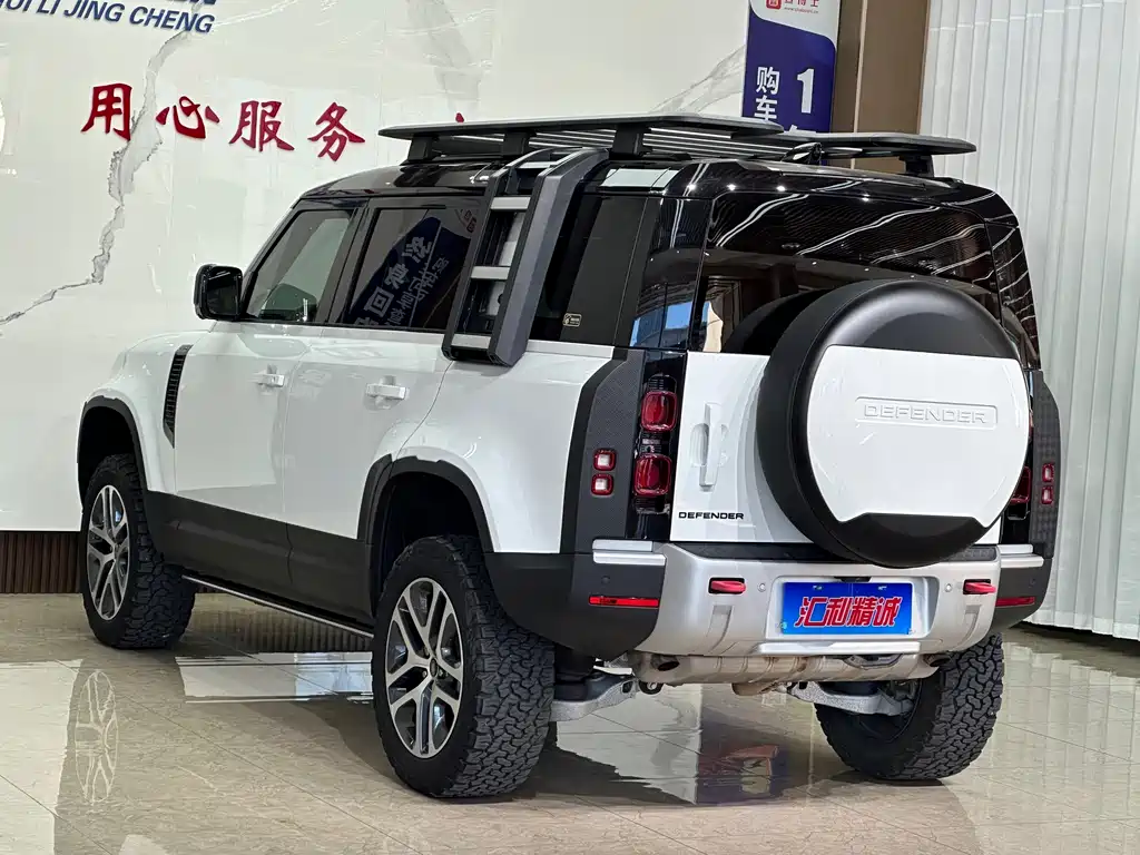 Land Rover Defender — миниатюра 6