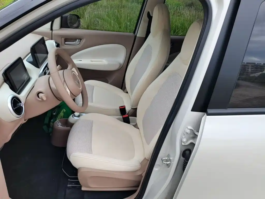 Wuling MINIEV — миниатюра 15