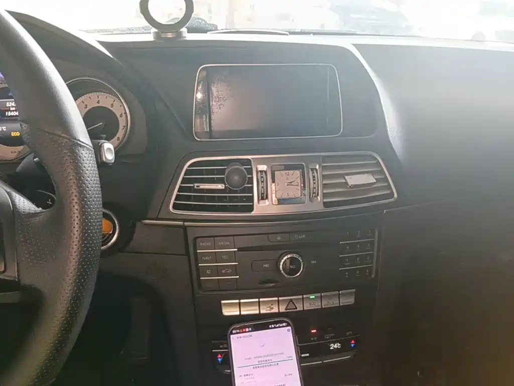 Mercedes-Benz E-Class (Import) — миниатюра 13