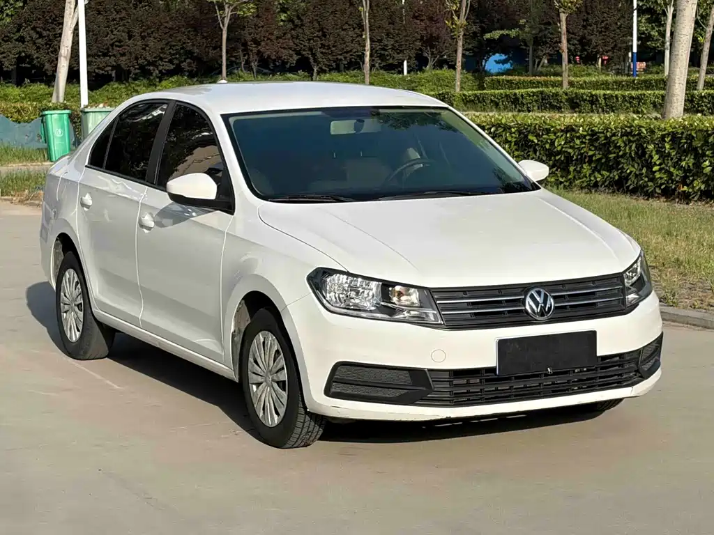 Volkswagen Santana — миниатюра 3