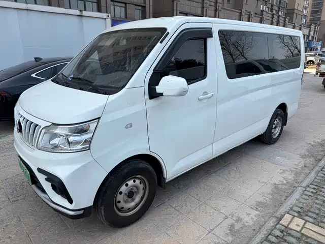 CHANGAN CHANGAN RUIXING EM80 2024