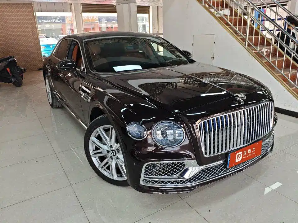 Bentley Flying Spur — миниатюра 3