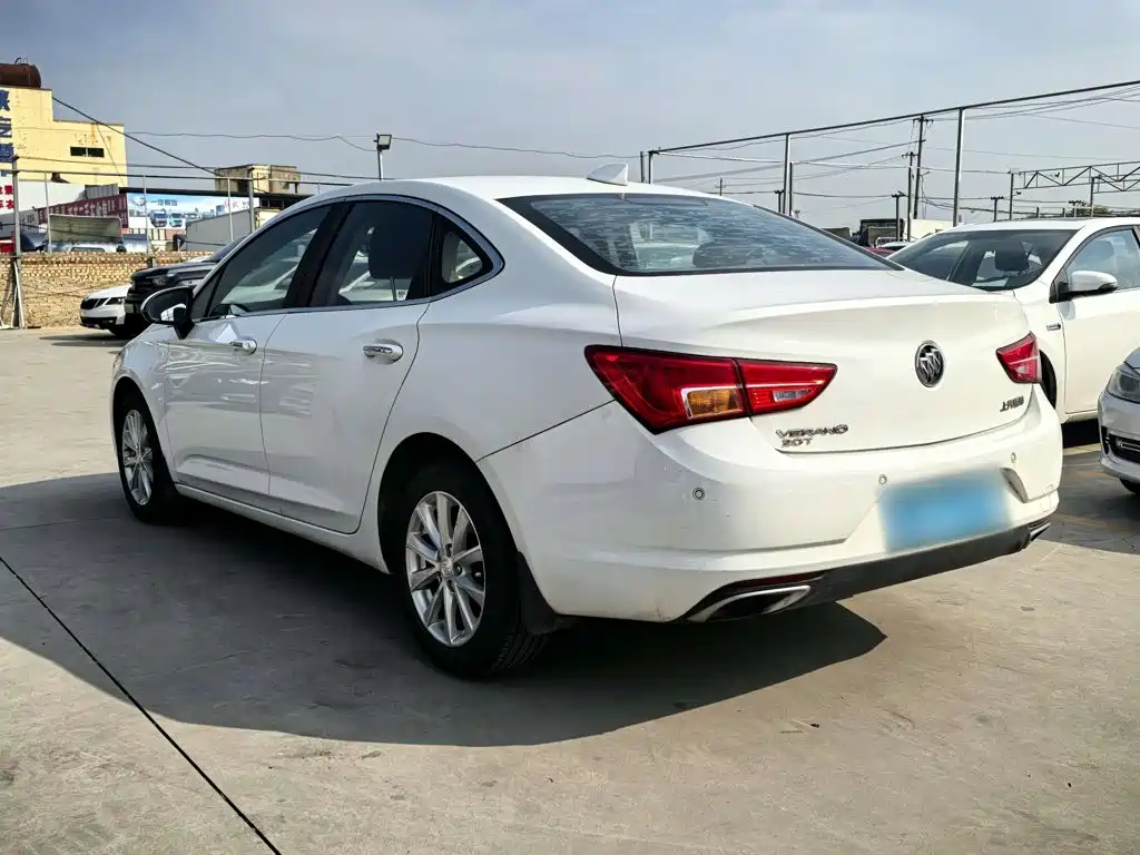 Buick Verano — миниатюра 26