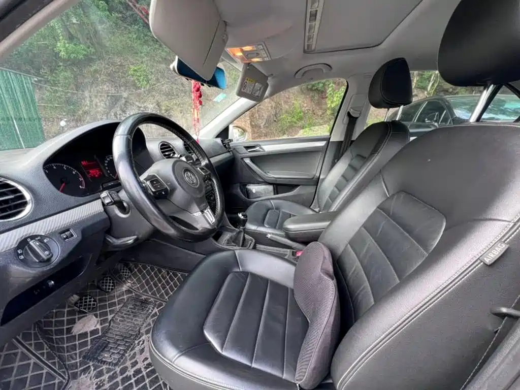 Volkswagen Jetta — миниатюра 4