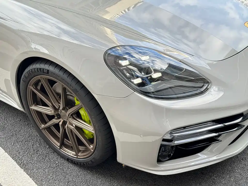 Porsche Panamera — миниатюра 7