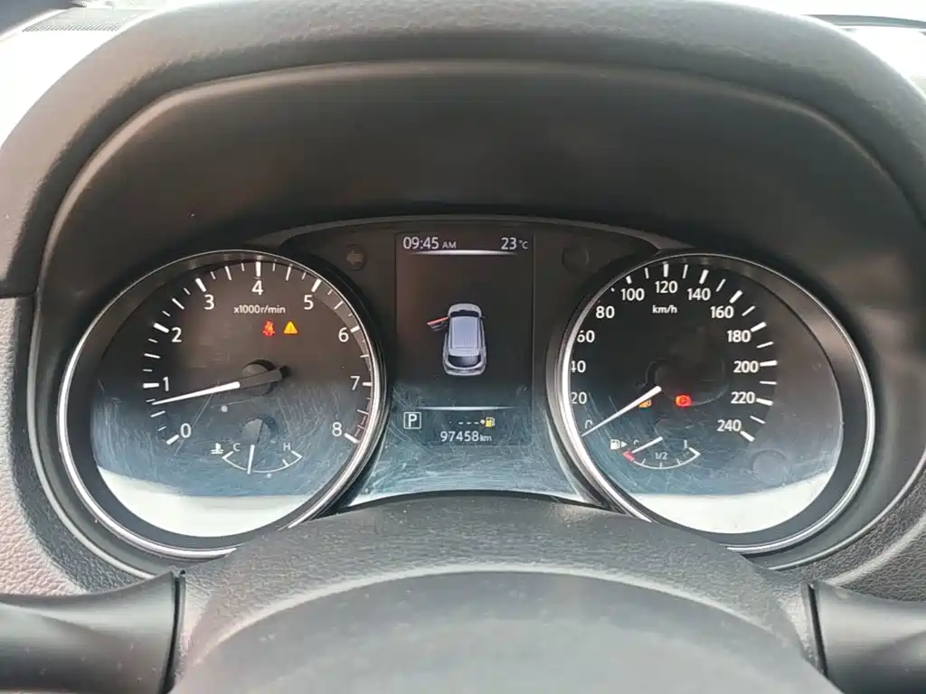 Nissan Qashqai — миниатюра 12