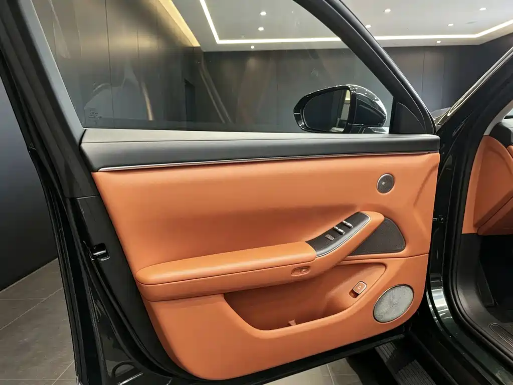 AITO AITO M7 — миниатюра 8