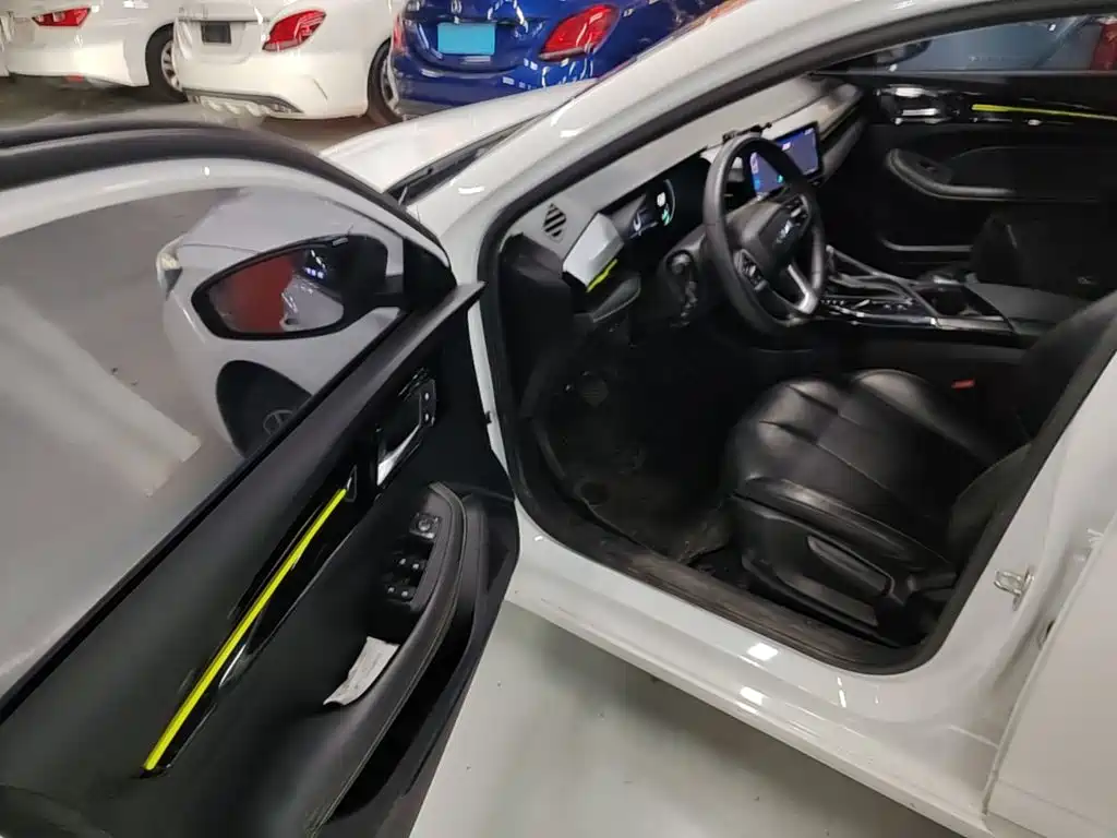 Roewe i5 — миниатюра 16