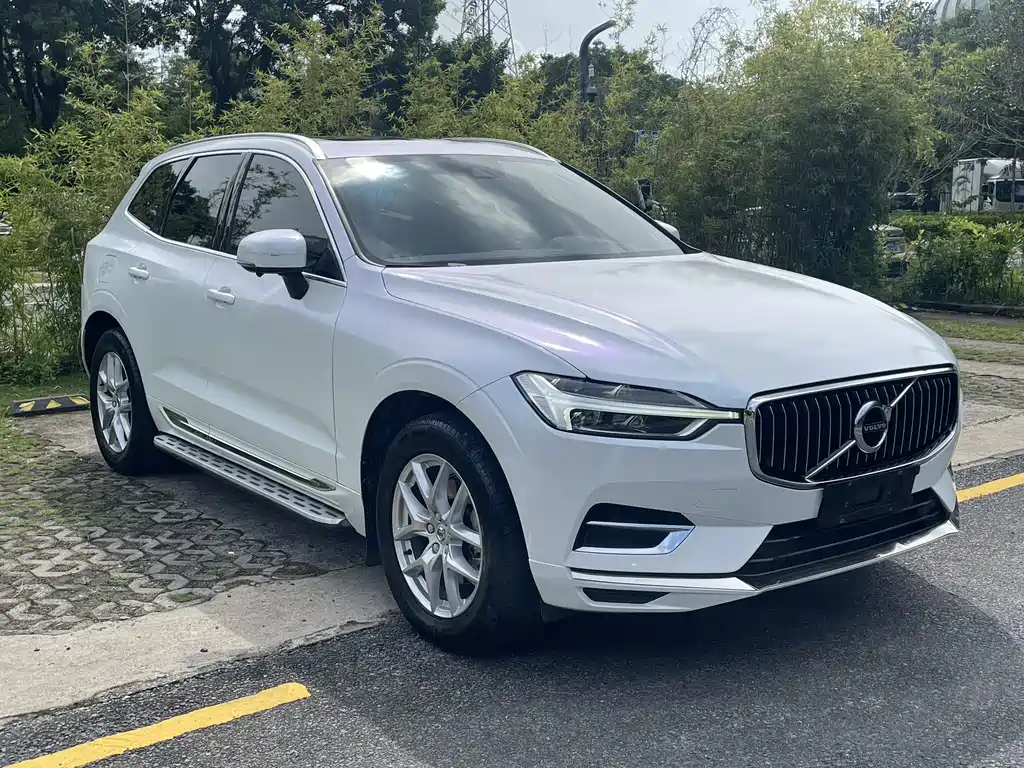 VOLVO  XC60