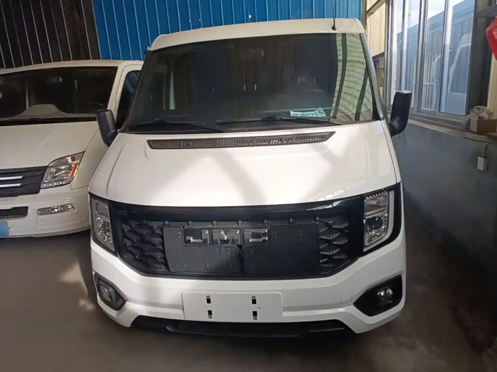JMC JMC Fushun — миниатюра 3