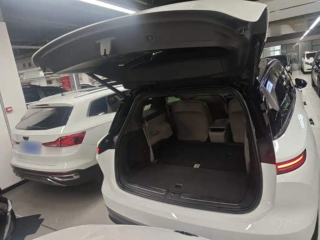 NIO ES8 — миниатюра 19