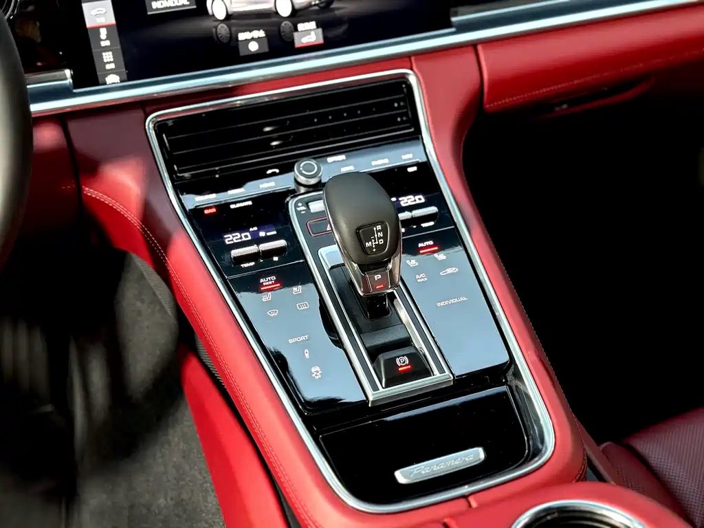 Porsche Panamera — миниатюра 23
