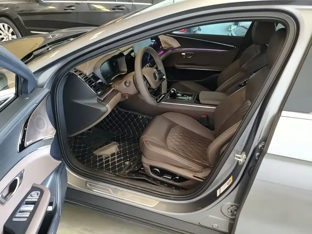 BYD Han — миниатюра 16