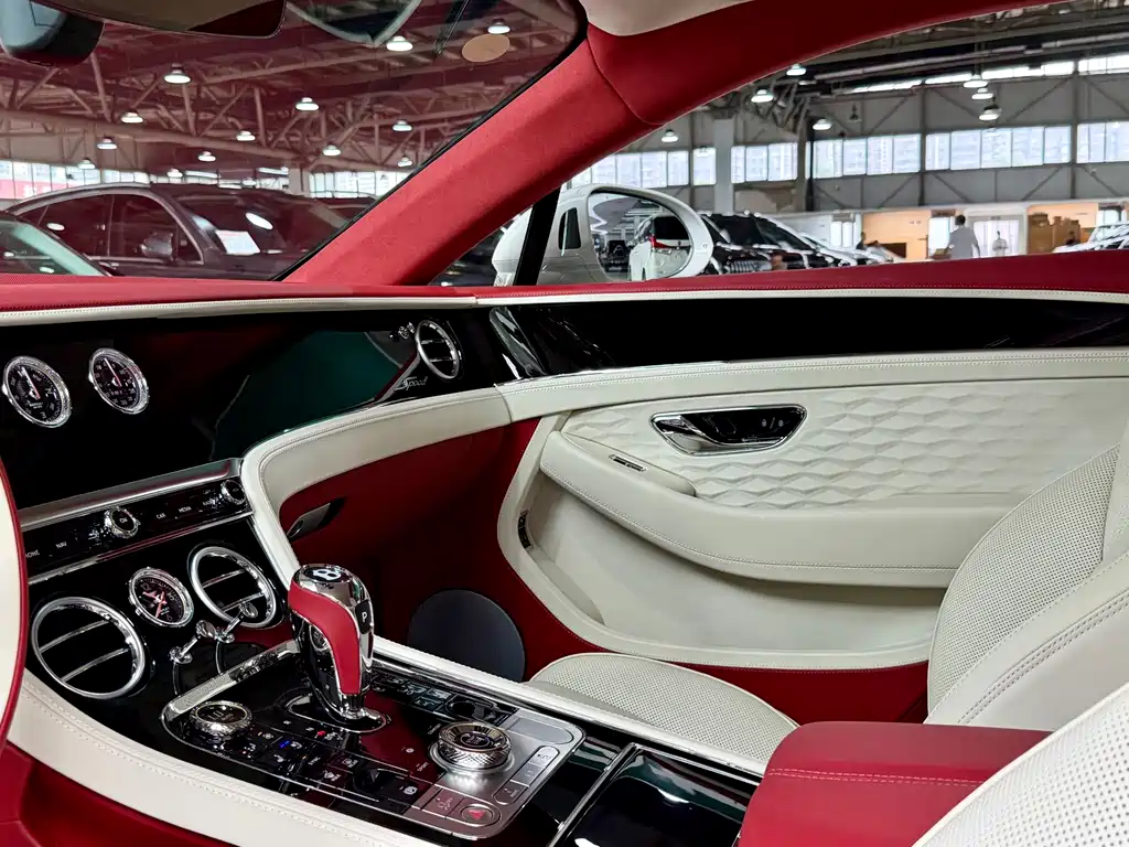 Bentley Continental PHEV — миниатюра 24