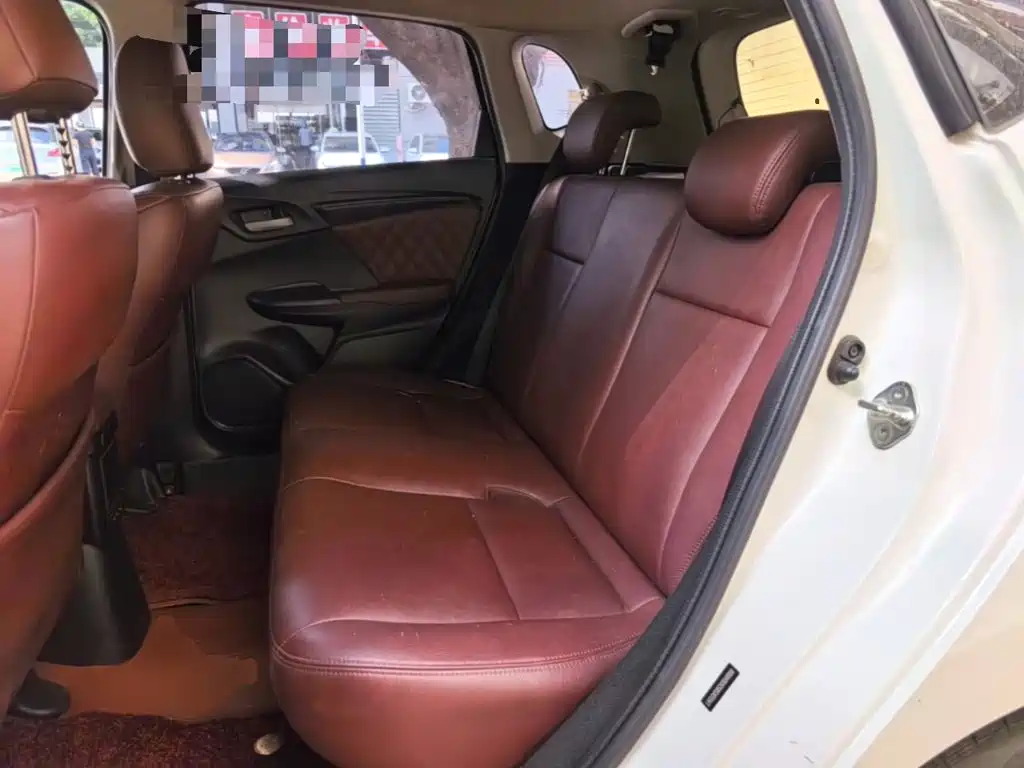 Honda Fit — миниатюра 17