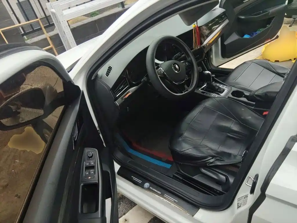 Volkswagen Bora — миниатюра 12