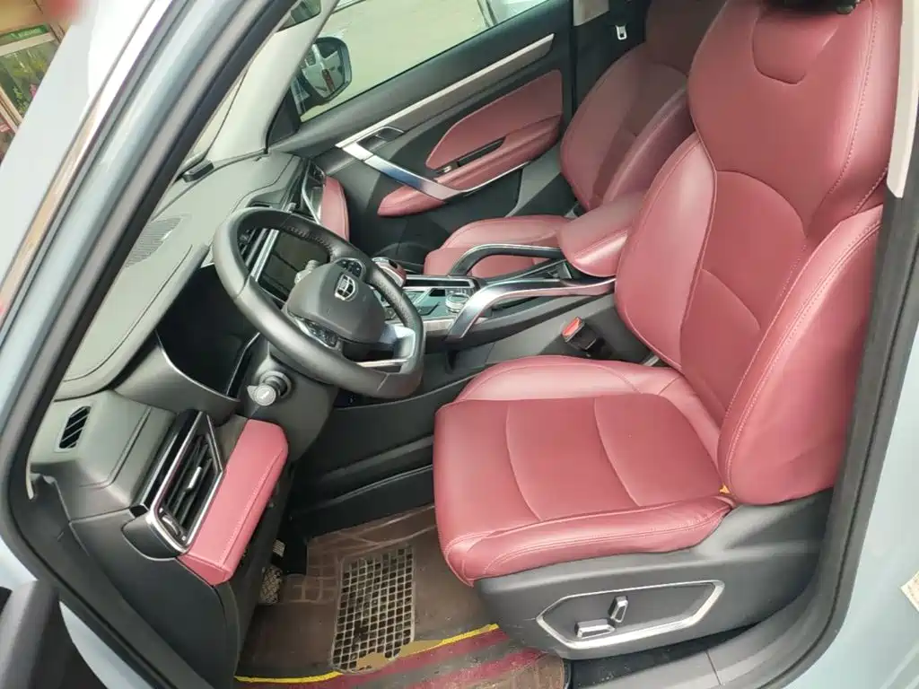 Geely Boyue — миниатюра 15