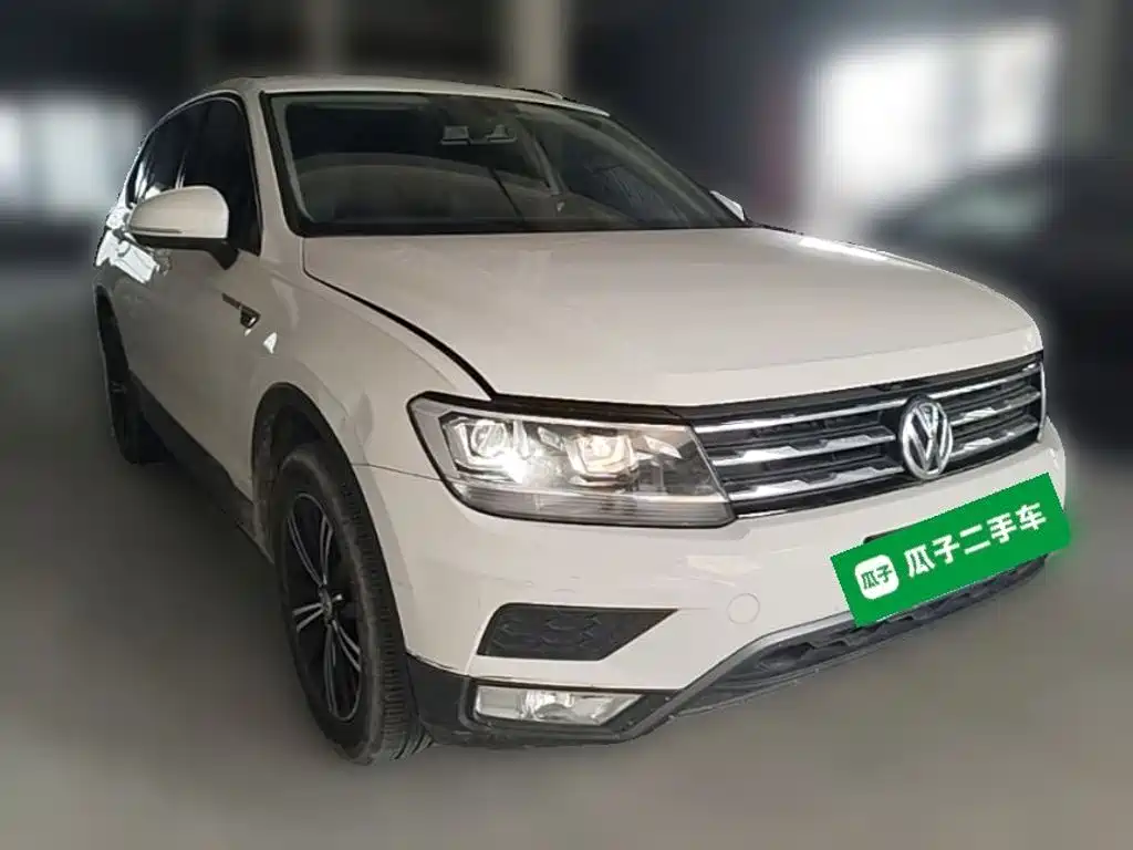 Volkswagen Tiguan L — миниатюра 7