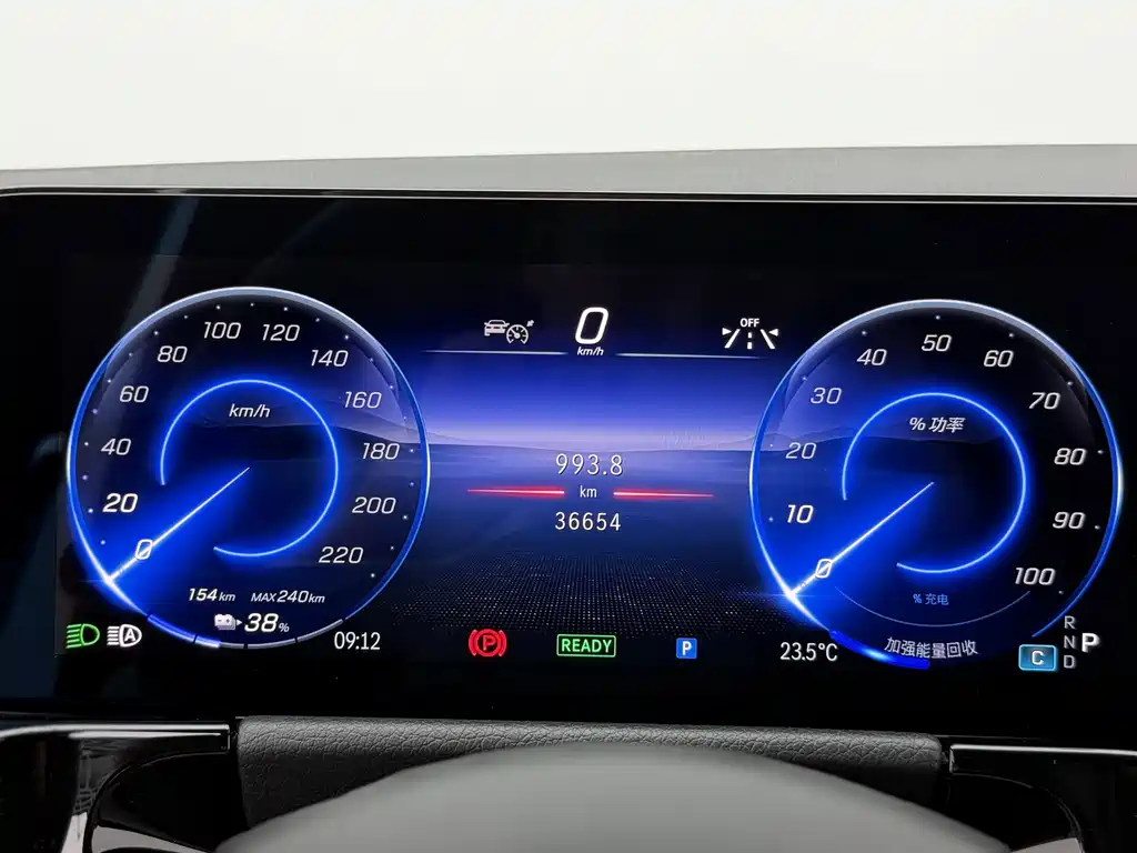 Mercedes-Benz EQA — миниатюра 8