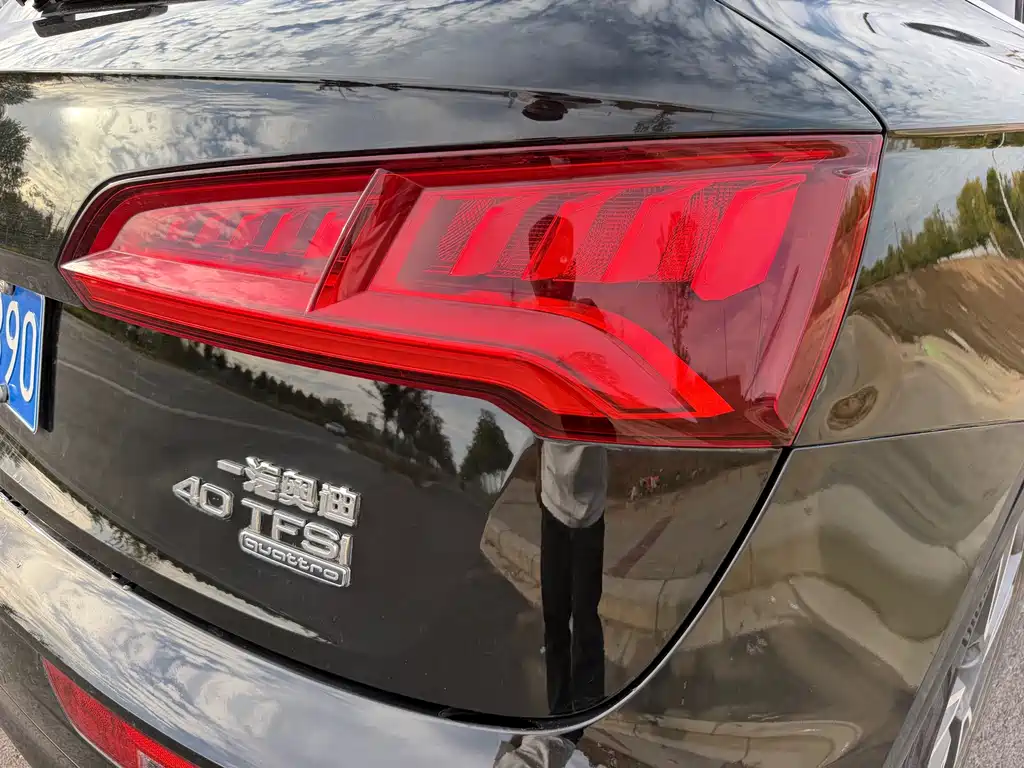 Audi Q5L — миниатюра 22