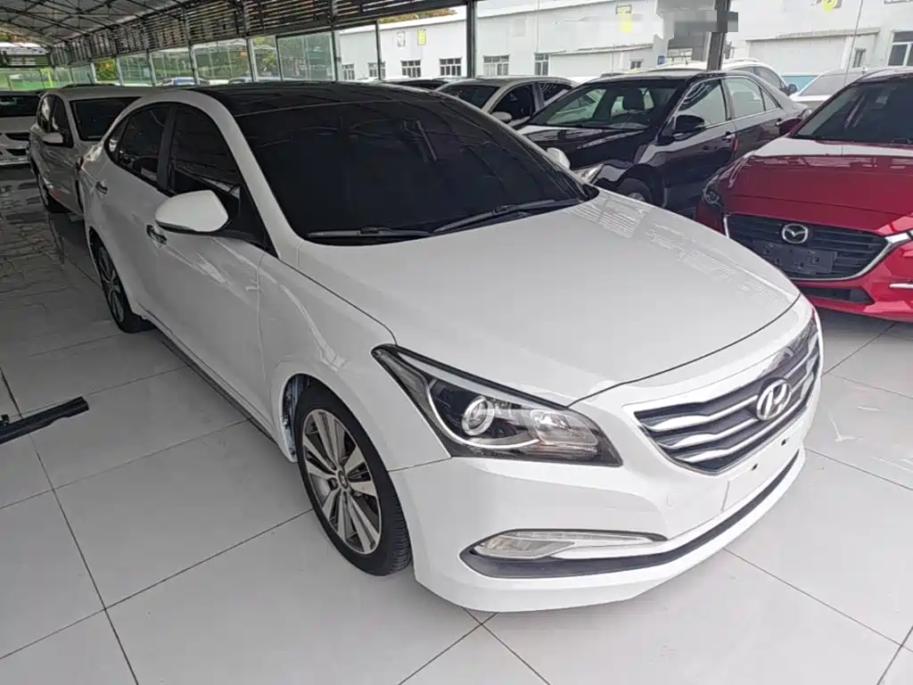 Hyundai Mistra — миниатюра 4