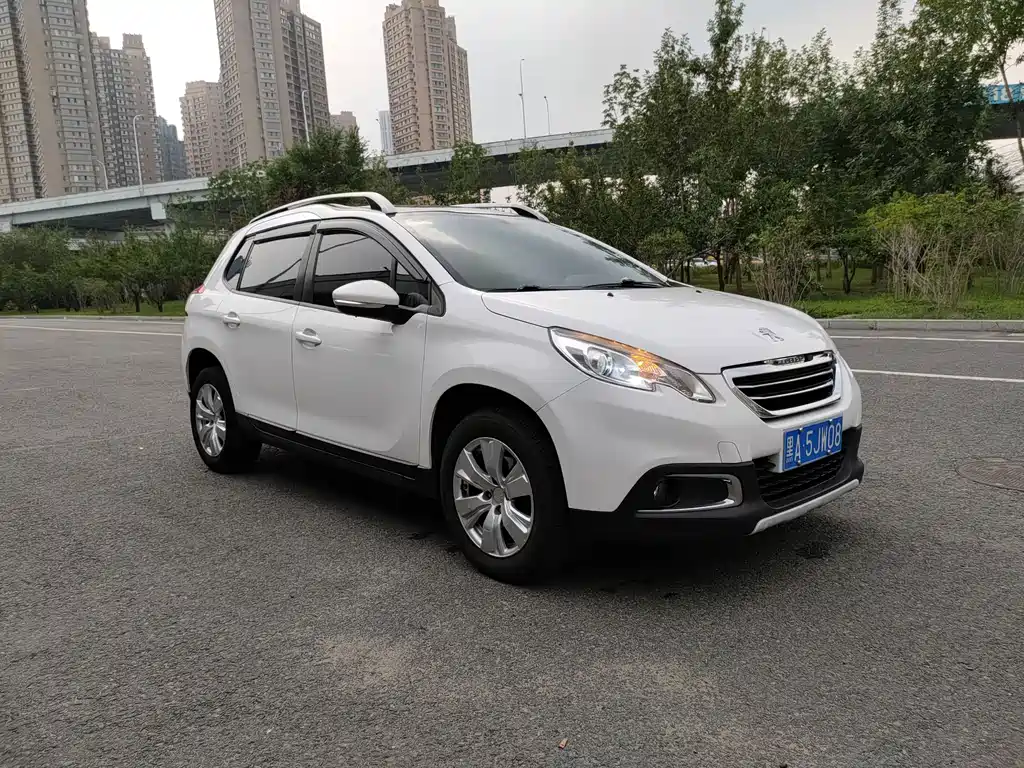 Peugeot 2008 — миниатюра 9