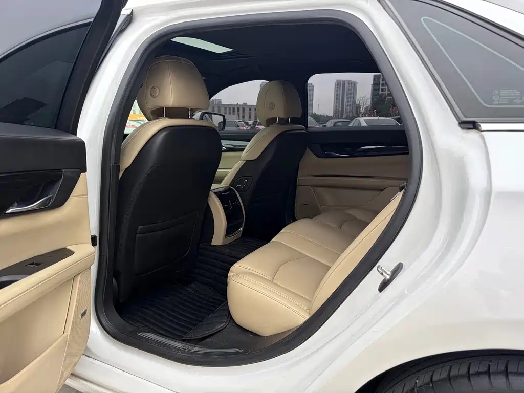 Cadillac CT6 — миниатюра 8