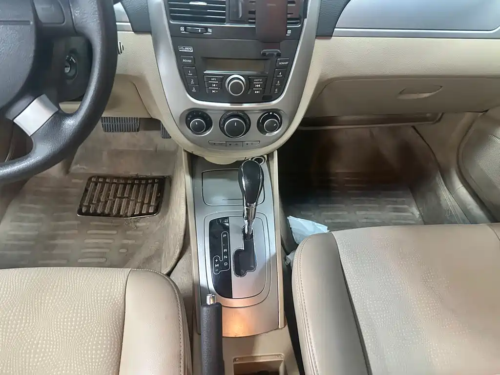 Buick Excelle — миниатюра 13