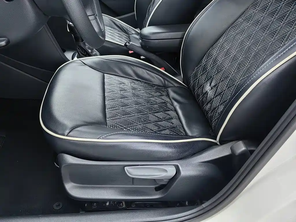 Volkswagen Polo — миниатюра 20