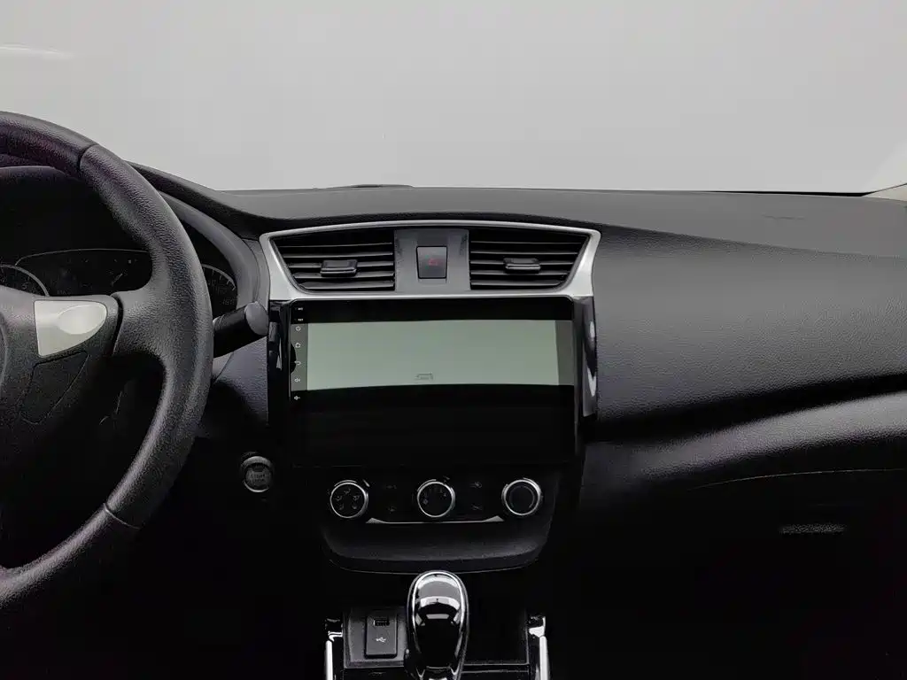 Nissan Sylphy — миниатюра 12