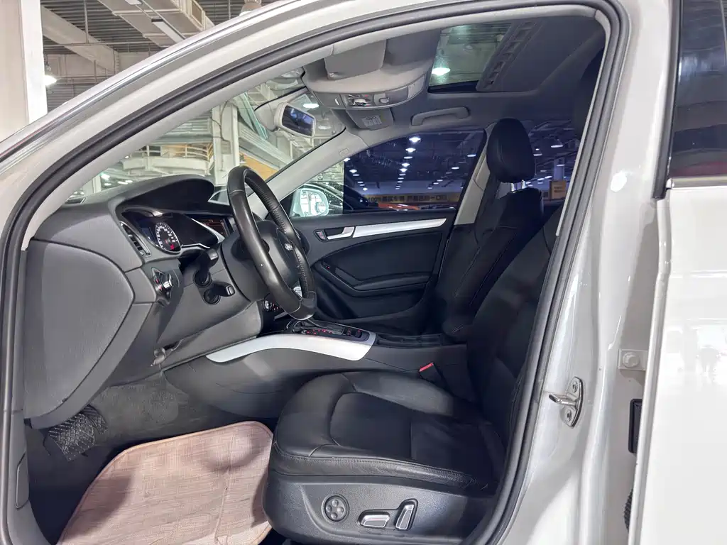 Audi A4L — миниатюра 7