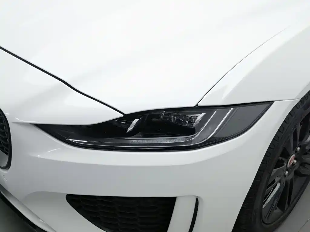 Jaguar XEL — миниатюра 7