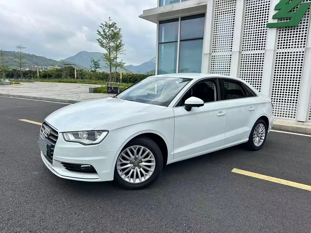 Купить Audi A3