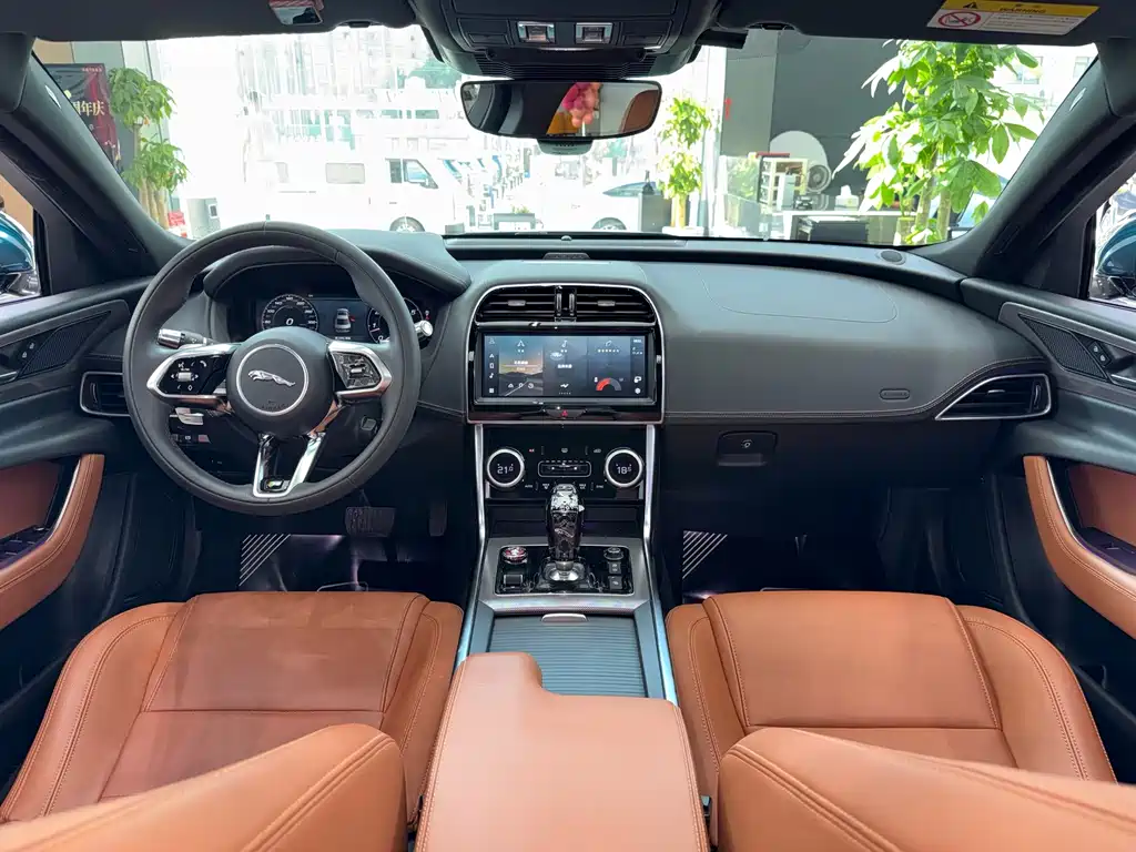 Jaguar XEL — миниатюра 6