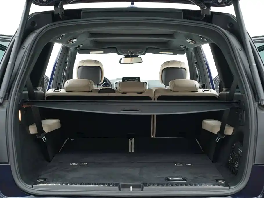Mercedes-Benz GLS — миниатюра 33