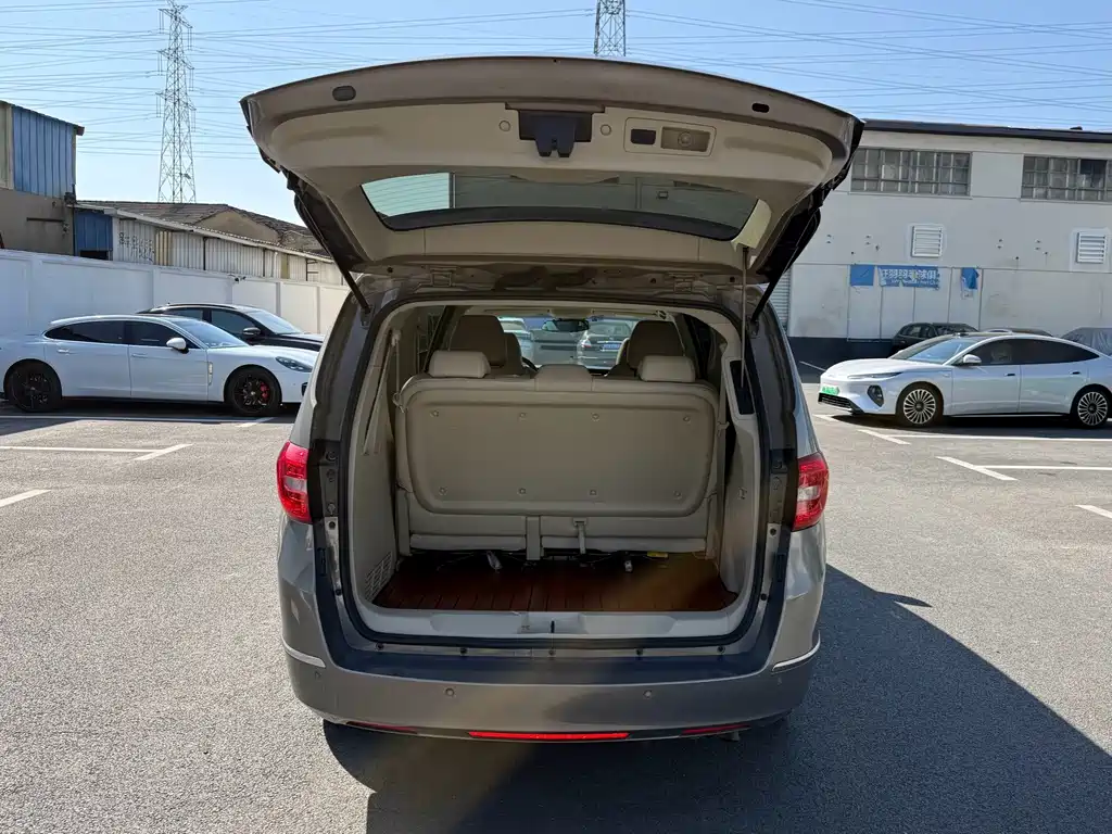 Buick GL8 — миниатюра 22