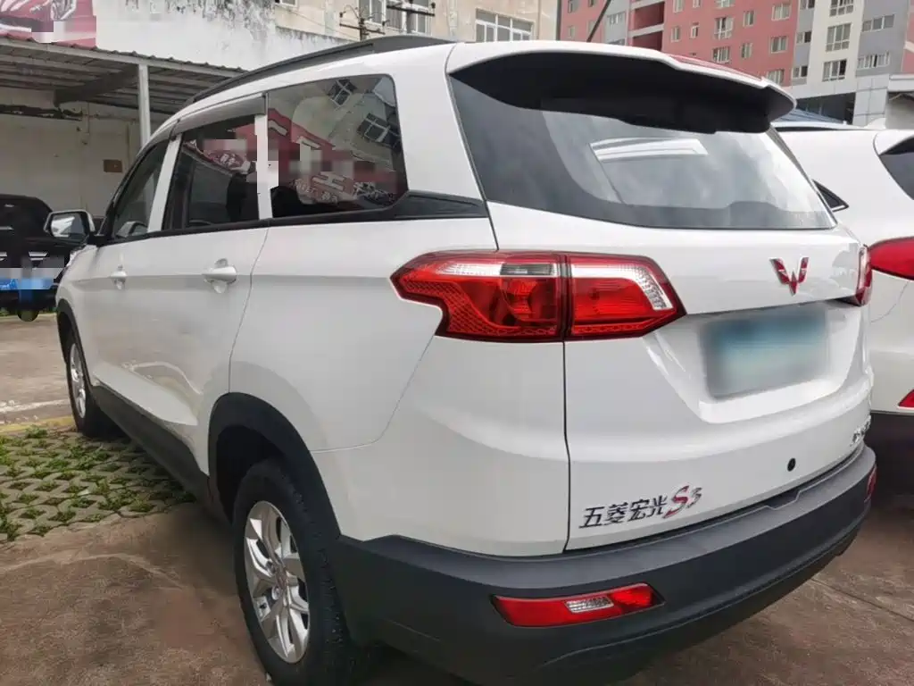 Wuling Hongguang S3 — миниатюра 5