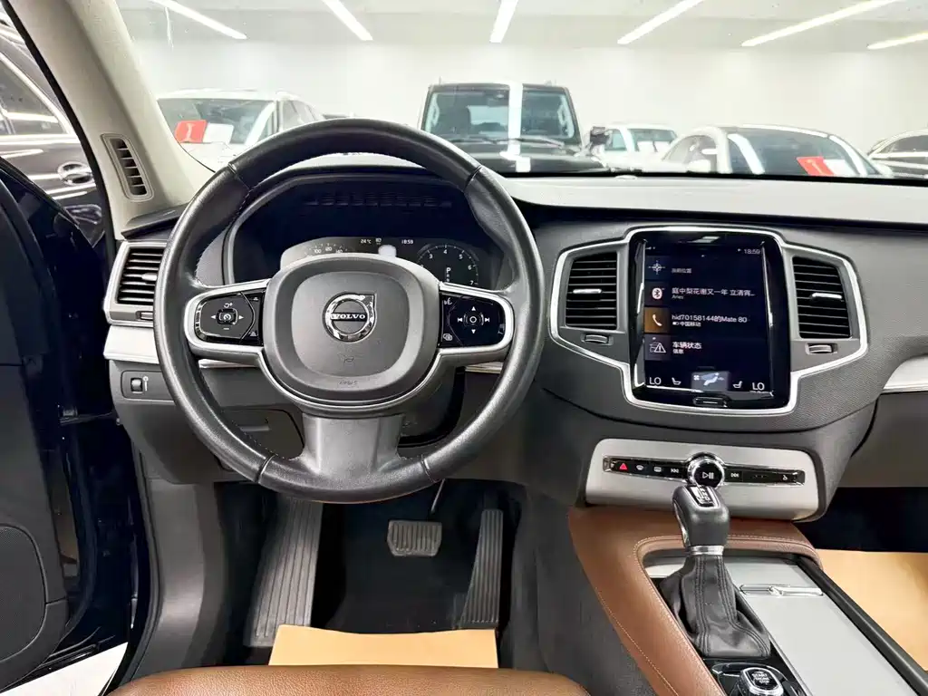 Volvo XC90 — миниатюра 16