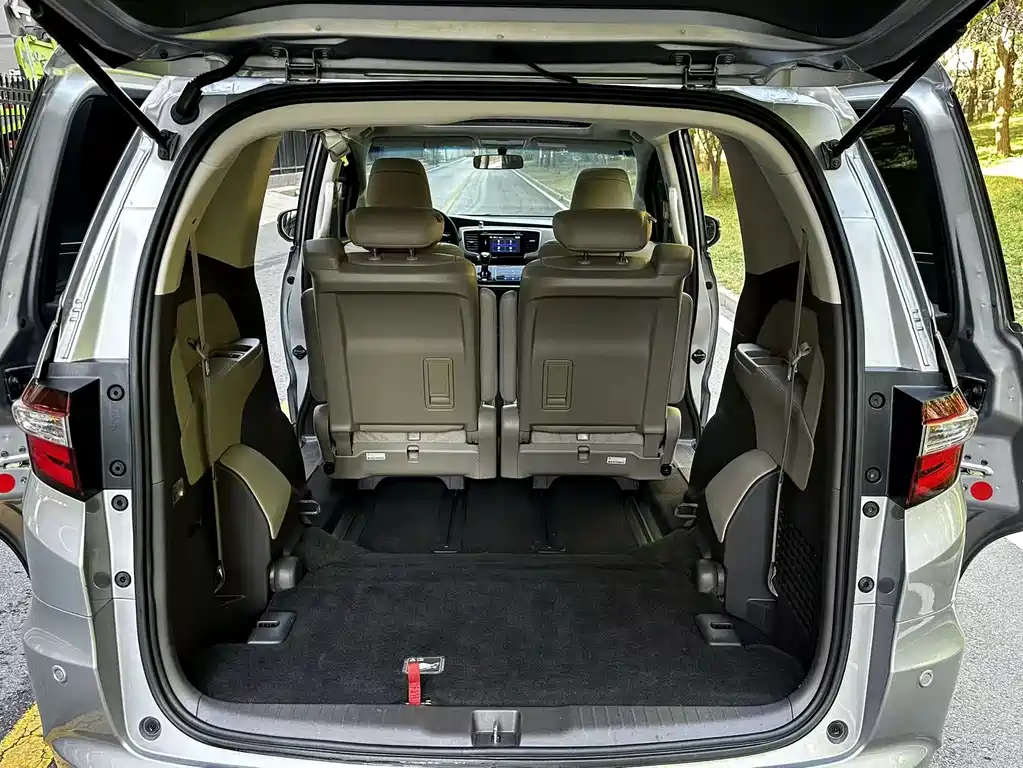 Honda Odyssey — миниатюра 10
