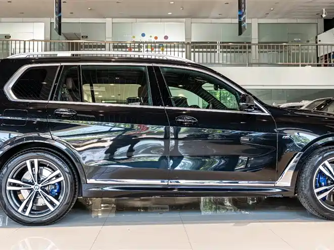 BMW X7 2023 xDrive40i Premium M Sport