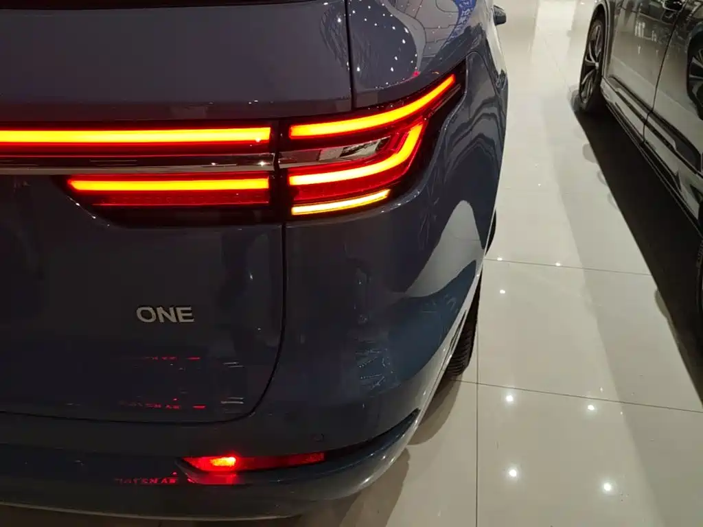 Li Auto Li ONE — миниатюра 8