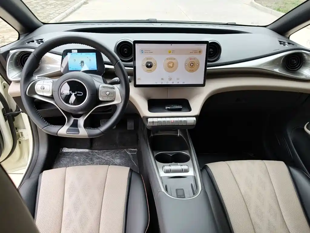 BYD Dolphin — миниатюра 10